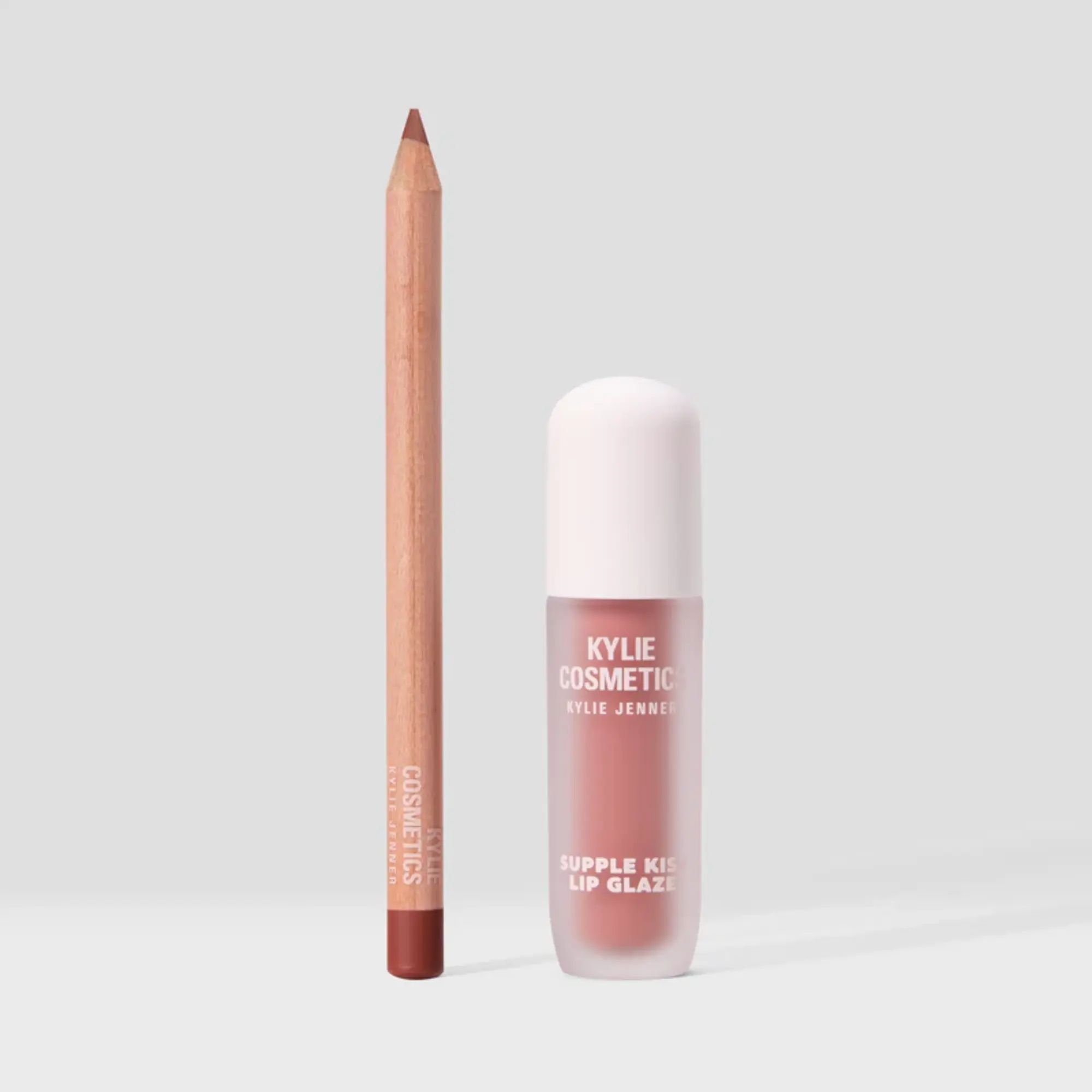 Save $14 on a lip duo set. (Image via Kylie Cosmetics)