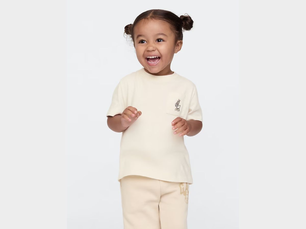 Gap &times; Disney Baby Pocket T-Shirt (Image via Gap)