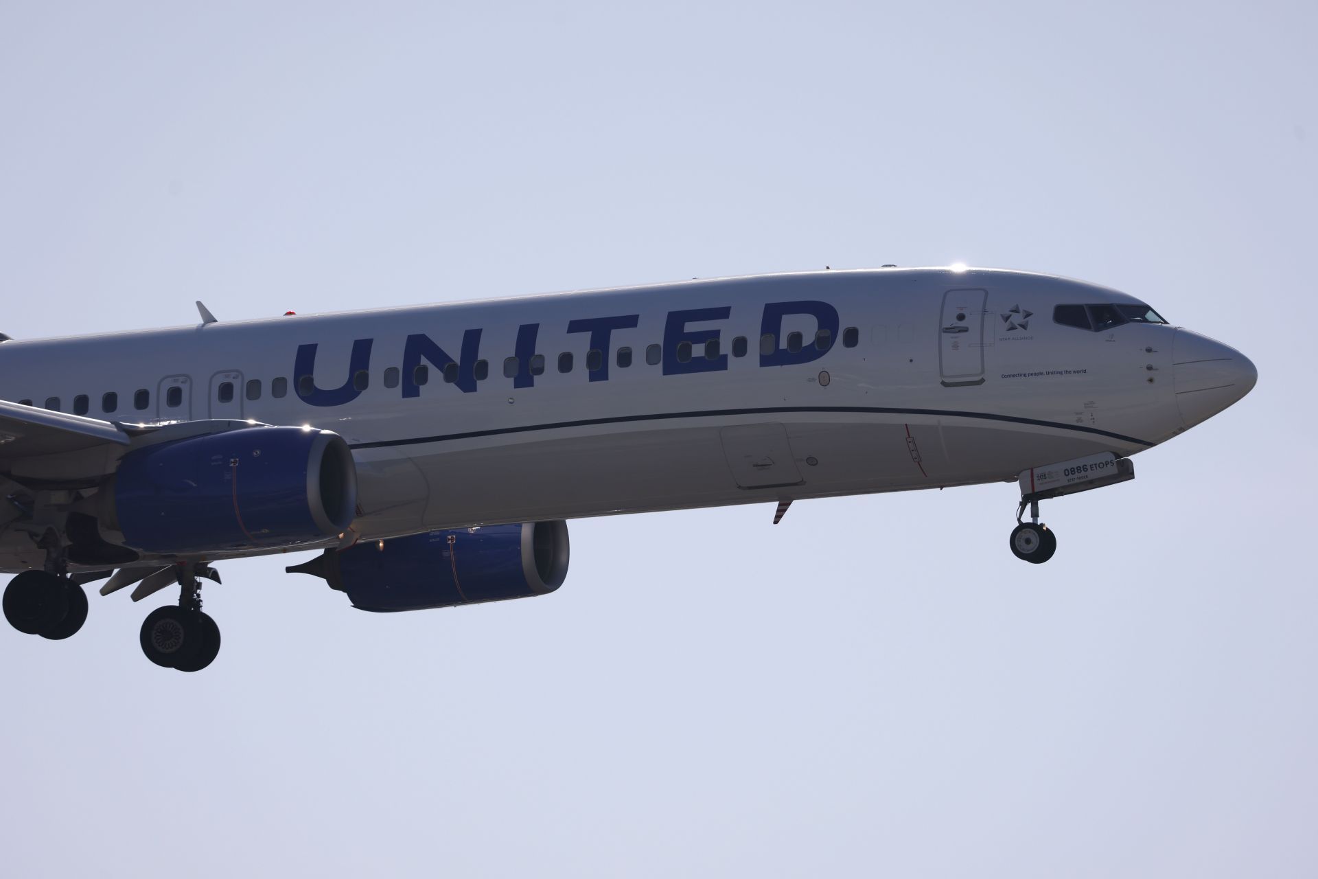 United Airlines Approaches San Diego  International Airport - Source: Getty