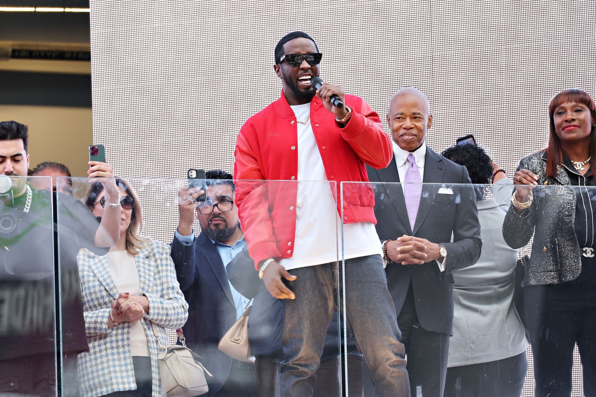 New York City Mayor Presents Sean &quot;Diddy&quot; Combs With Keys To The City - Source: Getty