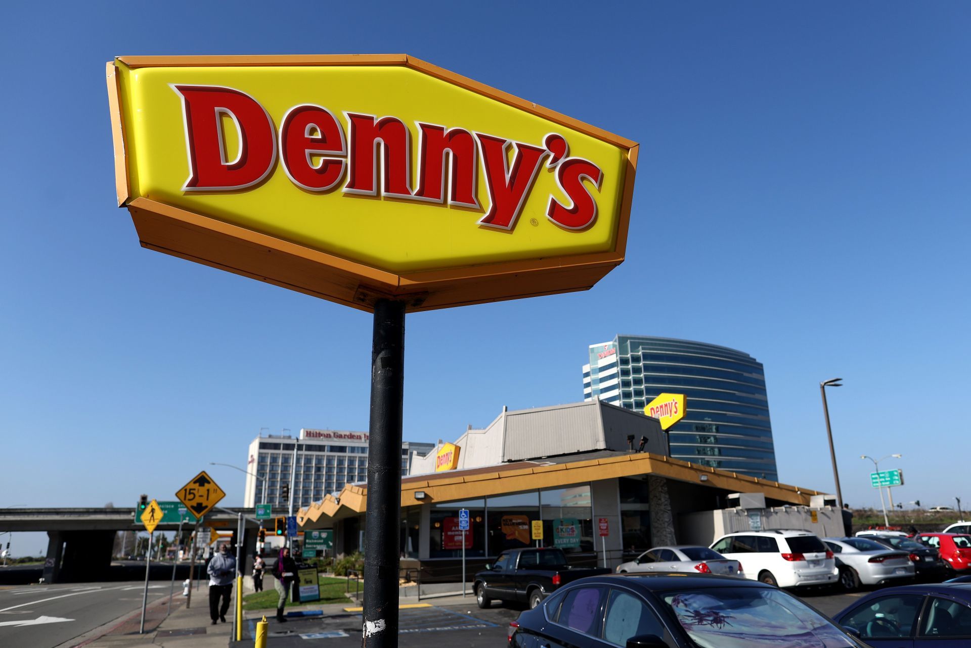 Denny&#039;s Restaurant (Image via Getty)