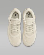 Air Jordan 4 RM (Image via Nike)