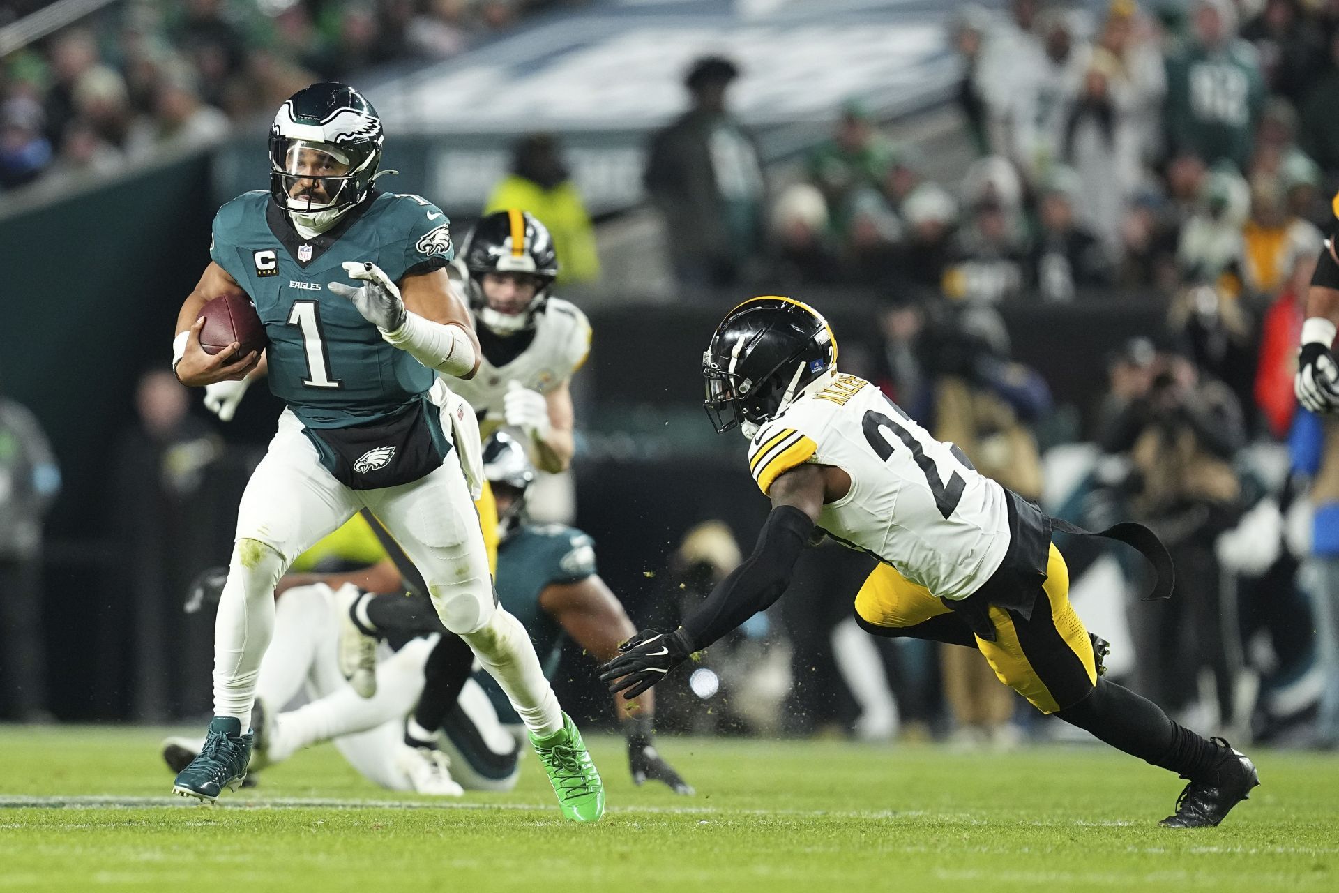 Pittsburgh Steelers v Philadelphia Eagles (Image via Getty)