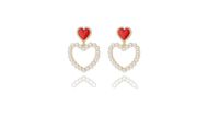 LOVEMY Pearl Vintage Heart Earrings (Image via Amazon) Z