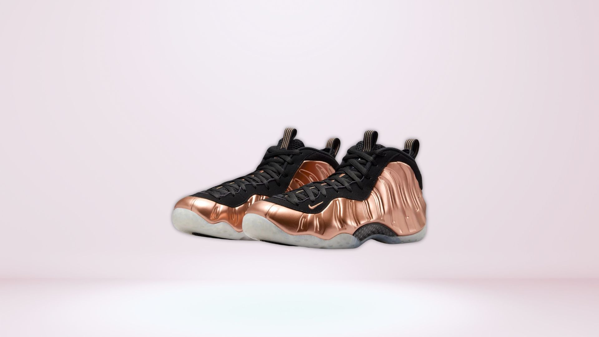 The foamposite offers comfortable and stylish technology. (Image via Nike)