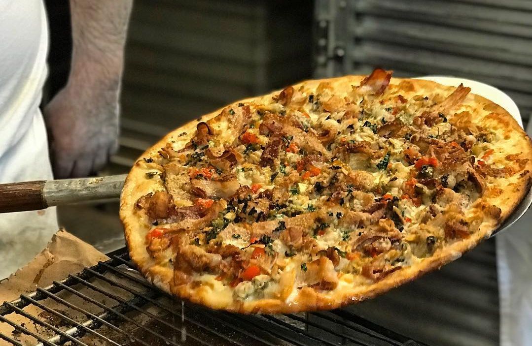 Clam Pizza from Roseland Apizza. (Image via Instagram/@roselandapizza)