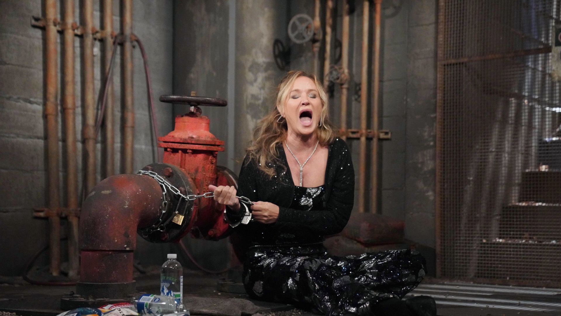 Sharon screams for help on The Young and the Restless | Image: JPI