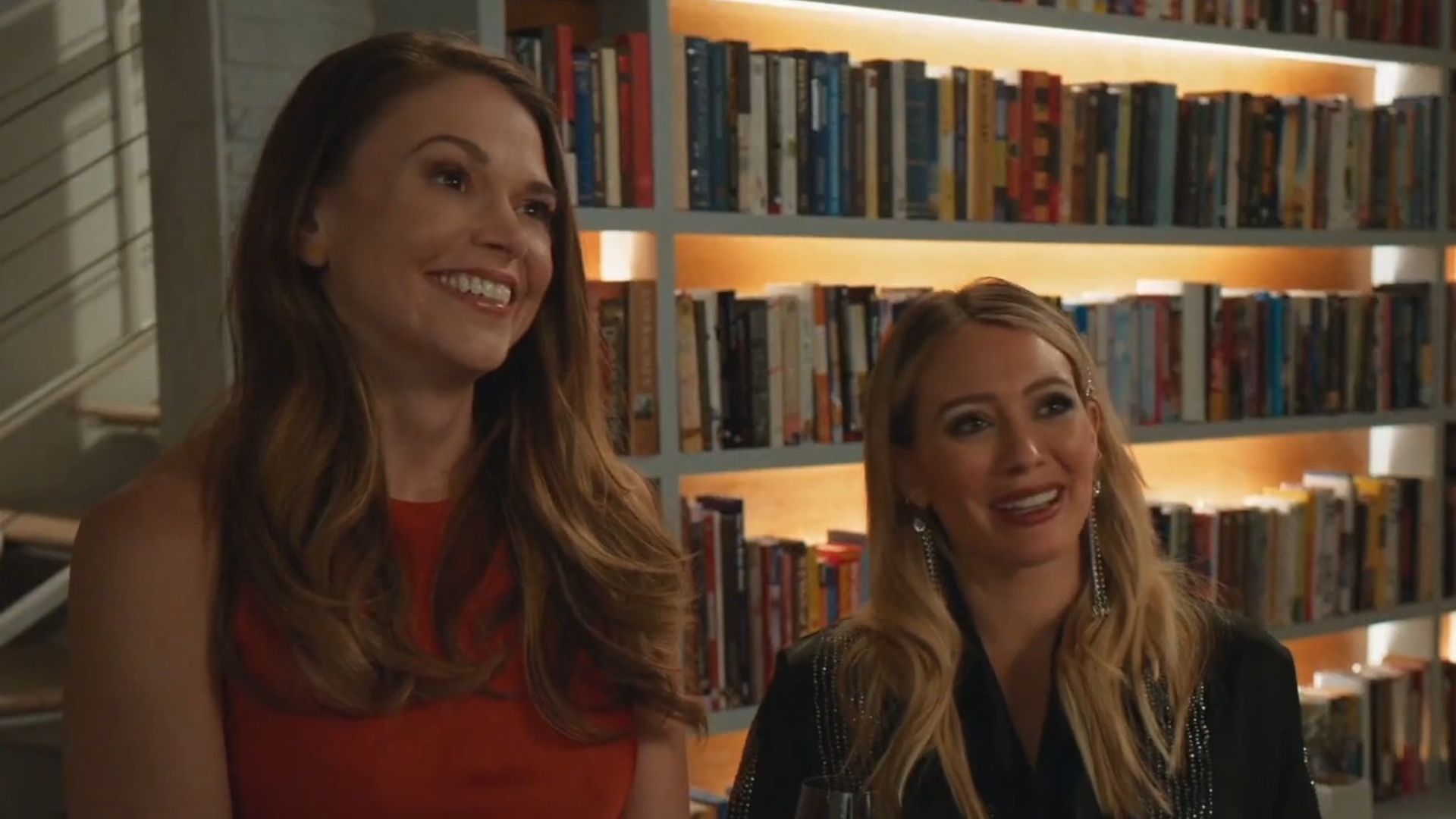 Sutton Foster &amp; Hillary Duff in Younger| Image via TV Land