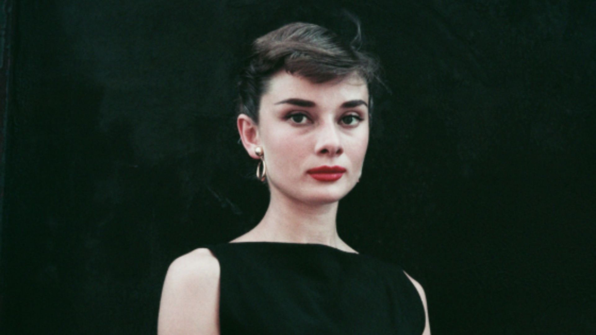 Audrey Hepburn| Image via Getty Images