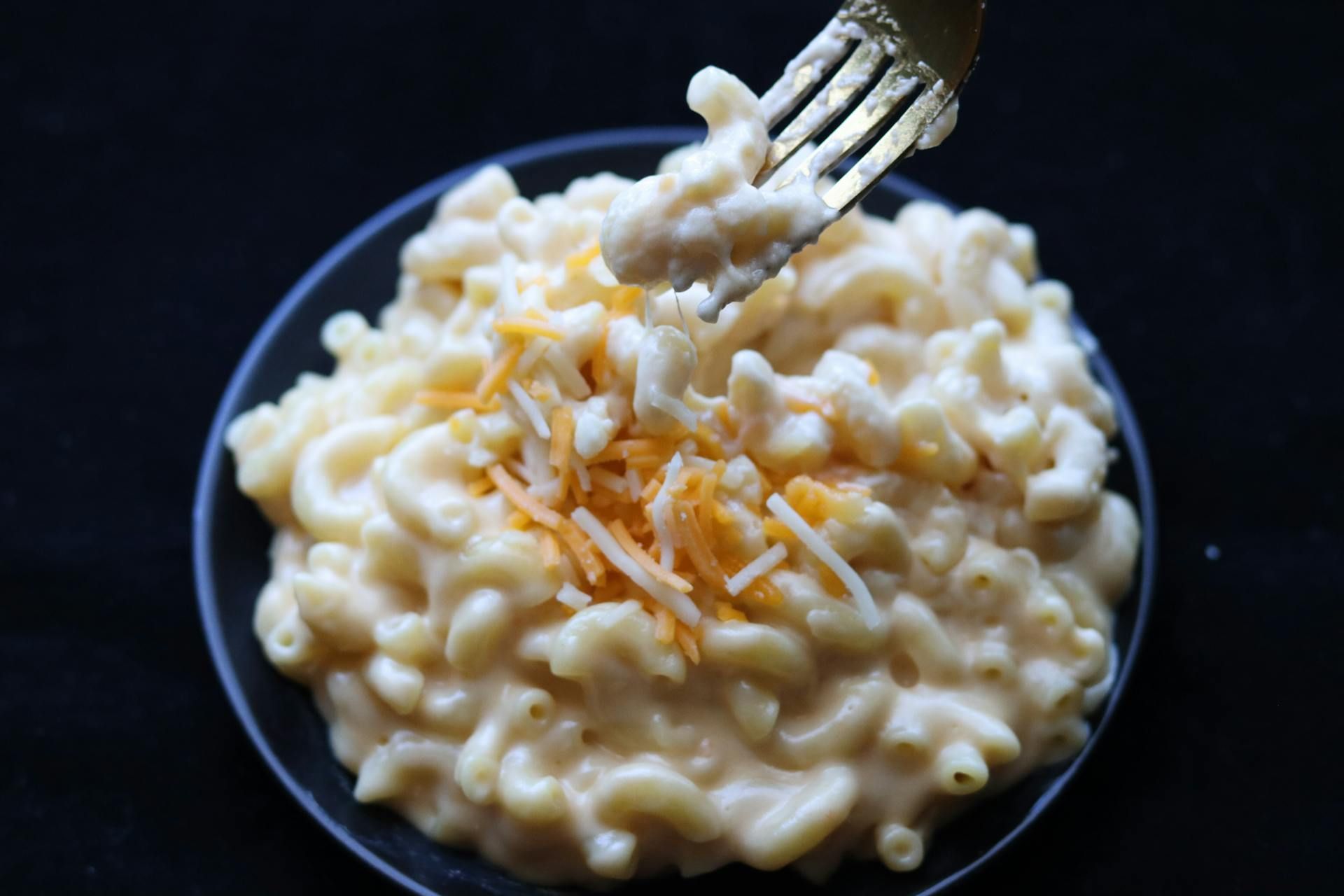 Mac n Cheese is a common American dish. (Image via Pexels/@Barbara G )