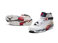 Air Jordan 8 “Bugs Bunny” ( Image via Instagram)