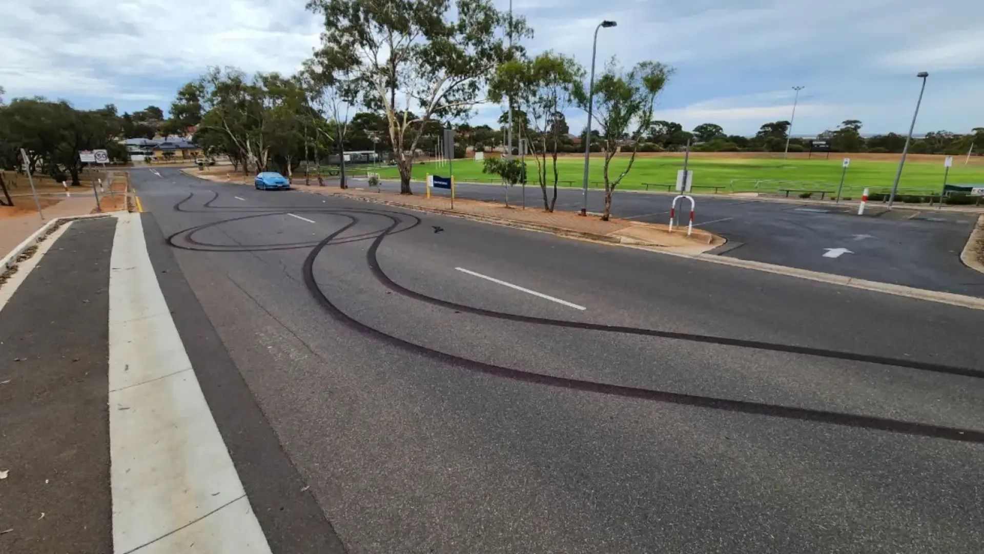 Burnout left behind by the alleged driver of blue Holden Commodore (Image via SA Police)