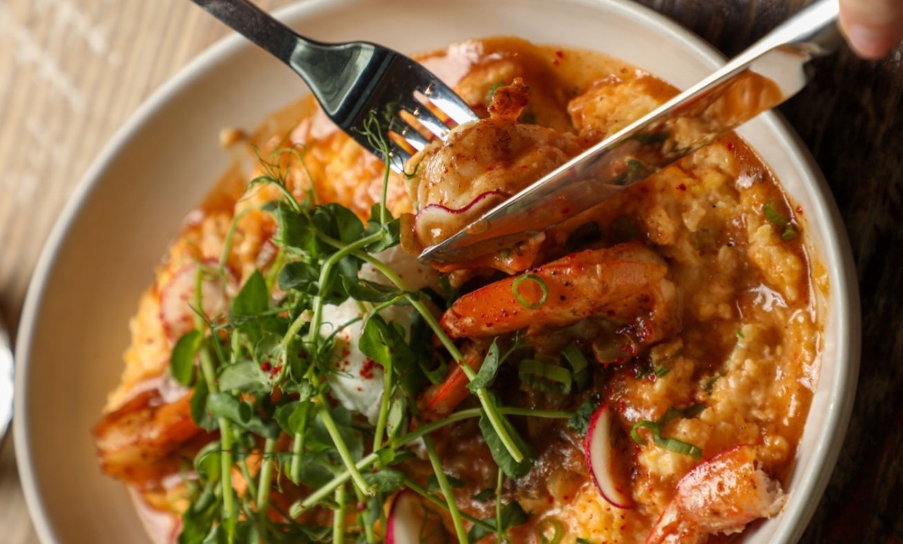 Shrimp + Grits with etouffee gravy Willa Jean. (Image via Instagram/@willajeanneworleans)