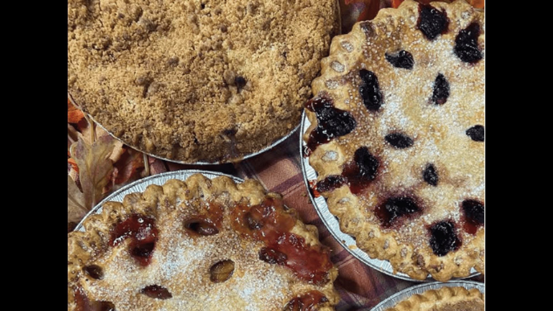 The OG Pies at Vermont Country Deli (Image via Instagram/@vermontcountrydeli)