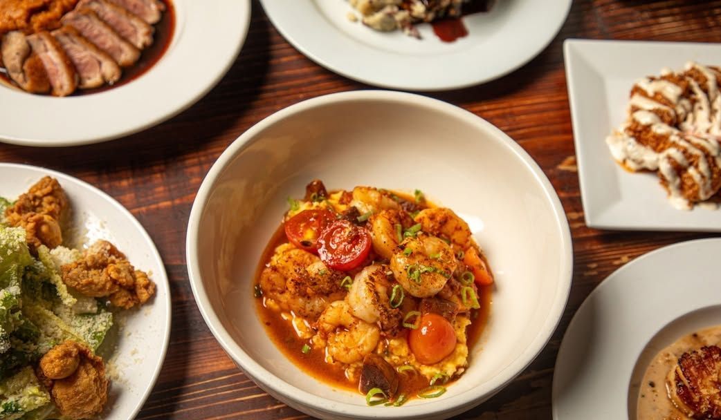 Shrimp and Grit sfrom Gris-Gris . (Image via Instagram/@grisgrisnola)