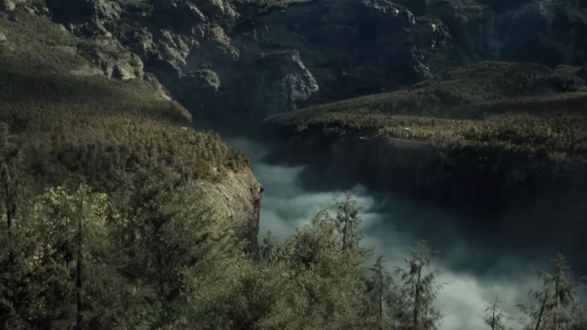 A still from &#039;The Gorge&#039; | Image via Apple Studios