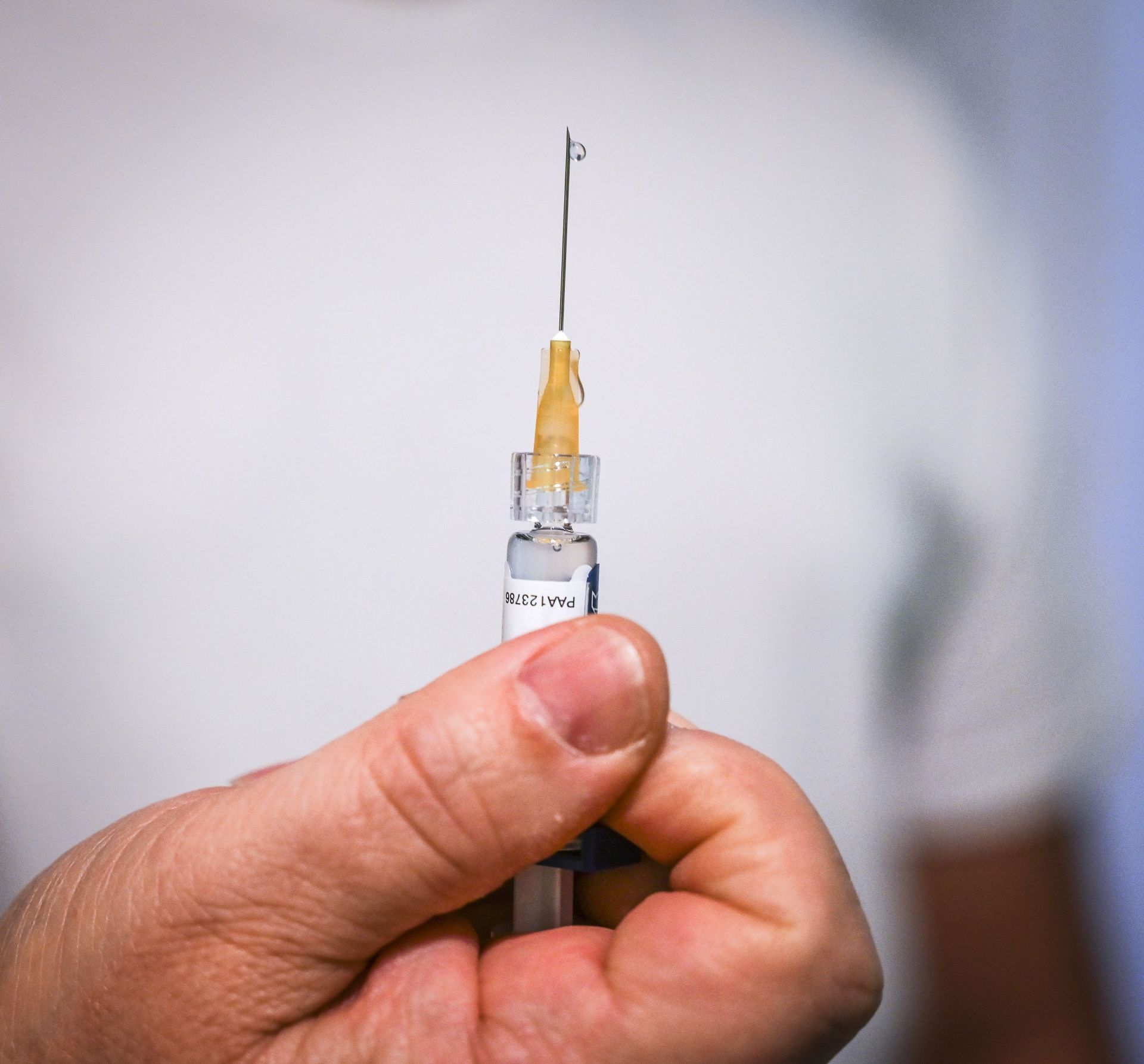 Flu Vaccine Administration In Catania (Image via Getty)