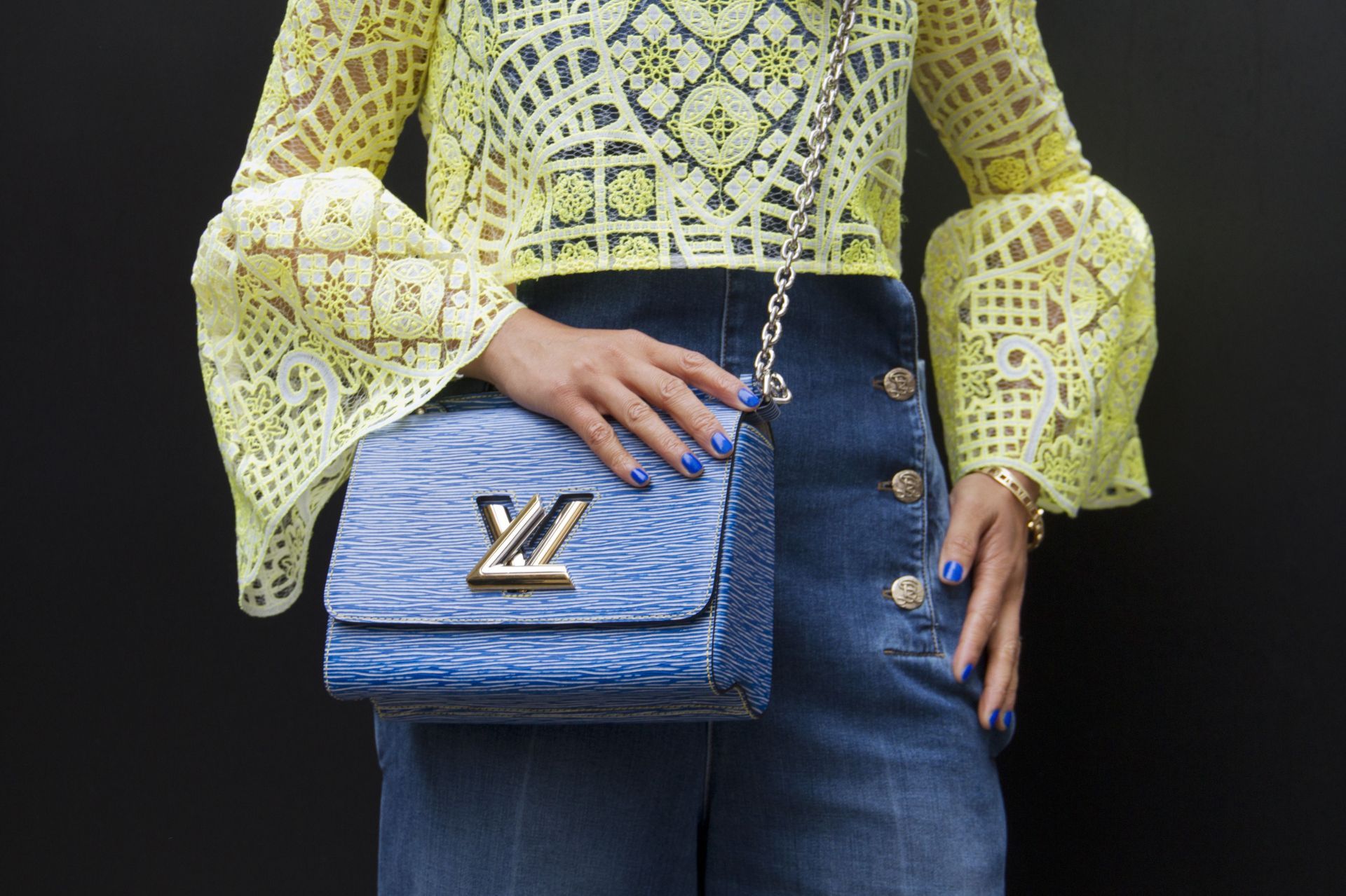 Street Style - Spring 2016 New York Fashion Week - Source: Getty