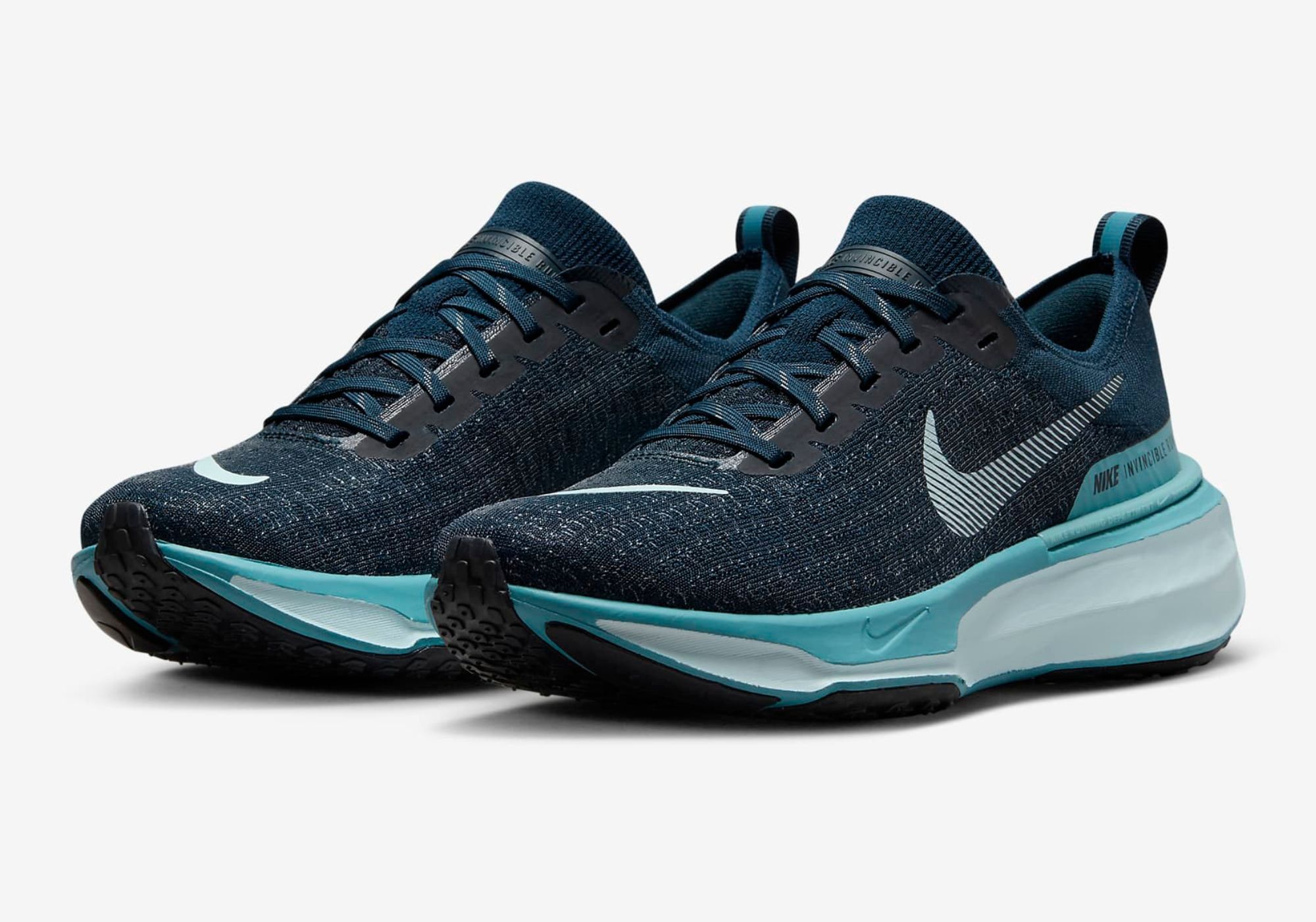 Nike Invincible 3 &quot;Armory Navy&quot; sneakers (Image via Nike)