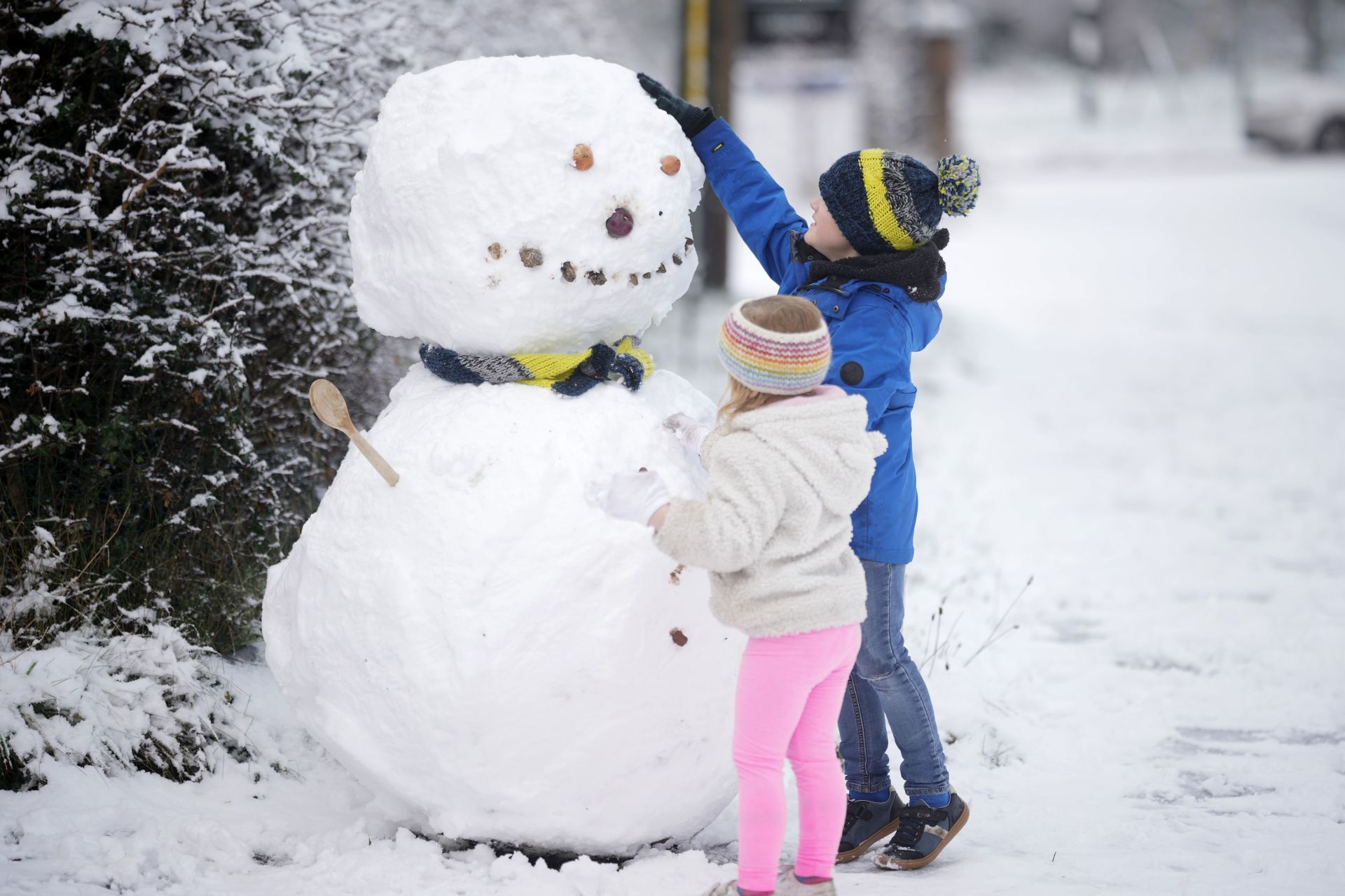 Cold Snap Brings Snow And Freezing Temperatures To Parts Of UK - Source: Getty