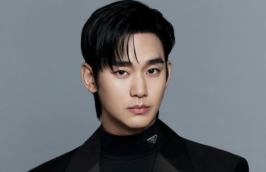 Is Kim Soo-hyun in Crash Landing On You?