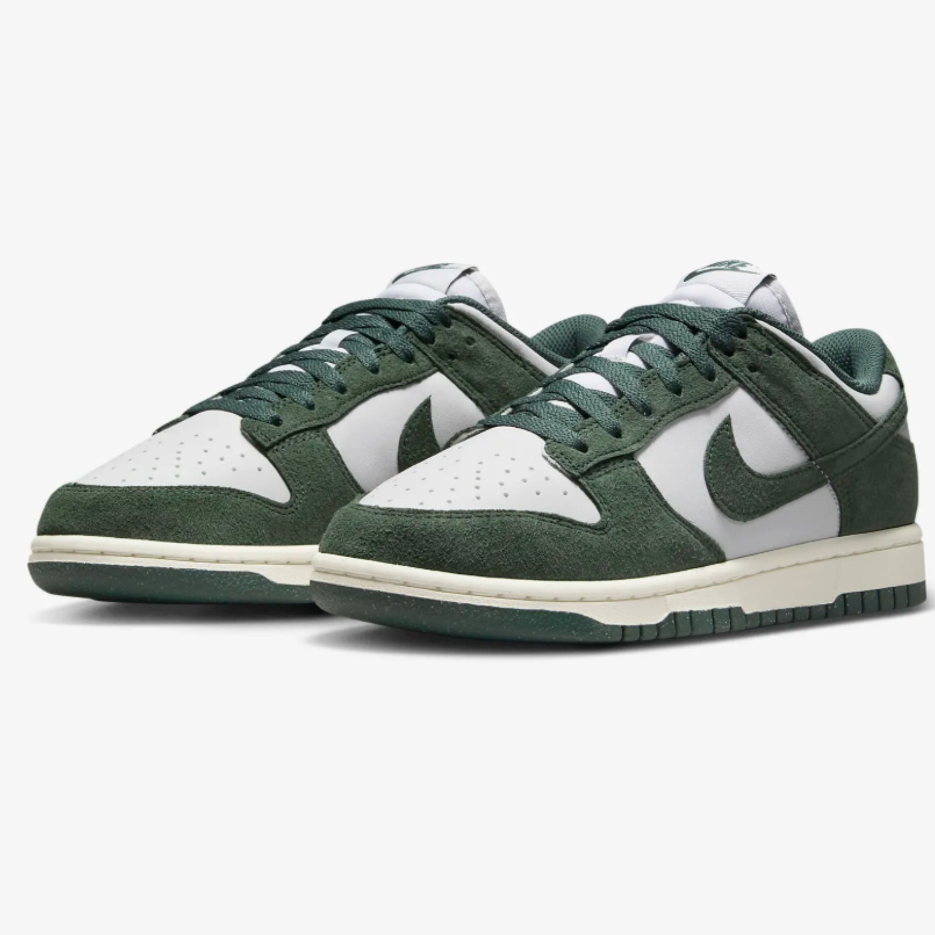 Nike Dunk Low (Image via Nike)