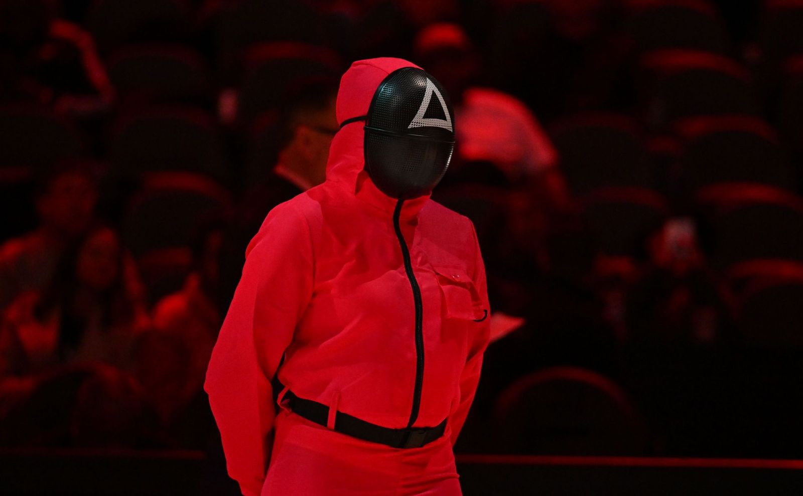 Squid Game uniform colors: Red vs Pink, Explained