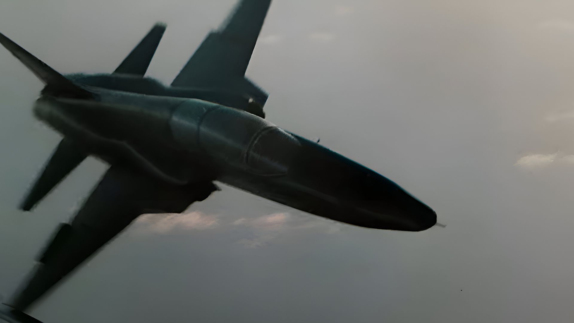 A snippet from Top Gun trailer | Image Via: Don Simpson Films