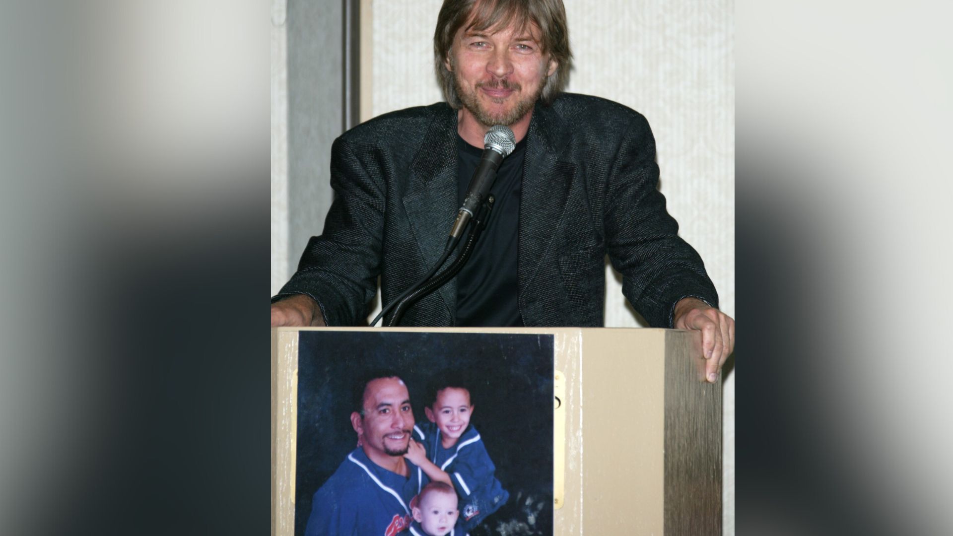 Stephen Nichols at a 2005 memorial for Richard Biggs | Image Source: JPI Studios