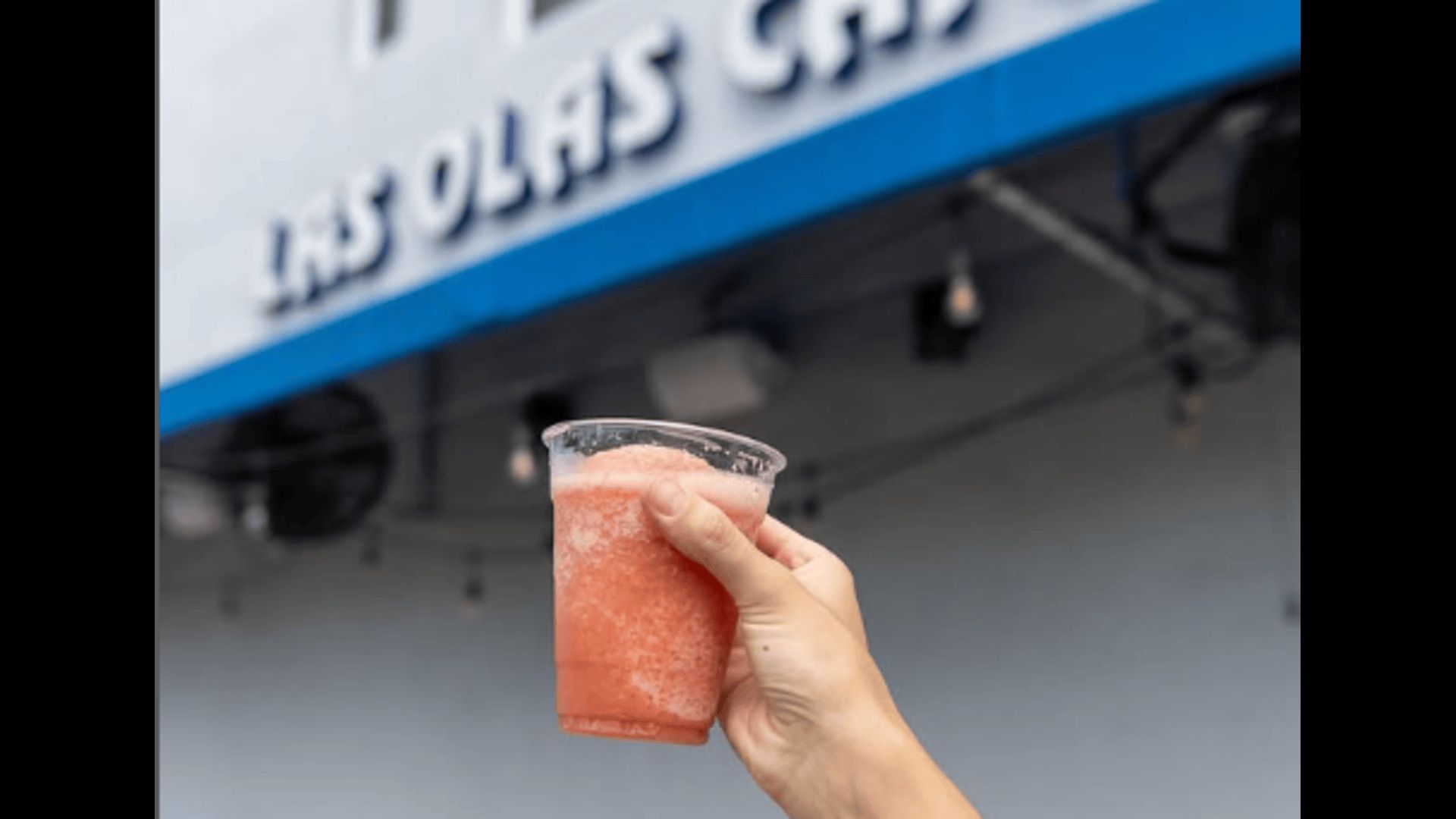 There are a variety of beverages at Las Olas (Image via Instagram/@las.olas.cafe)