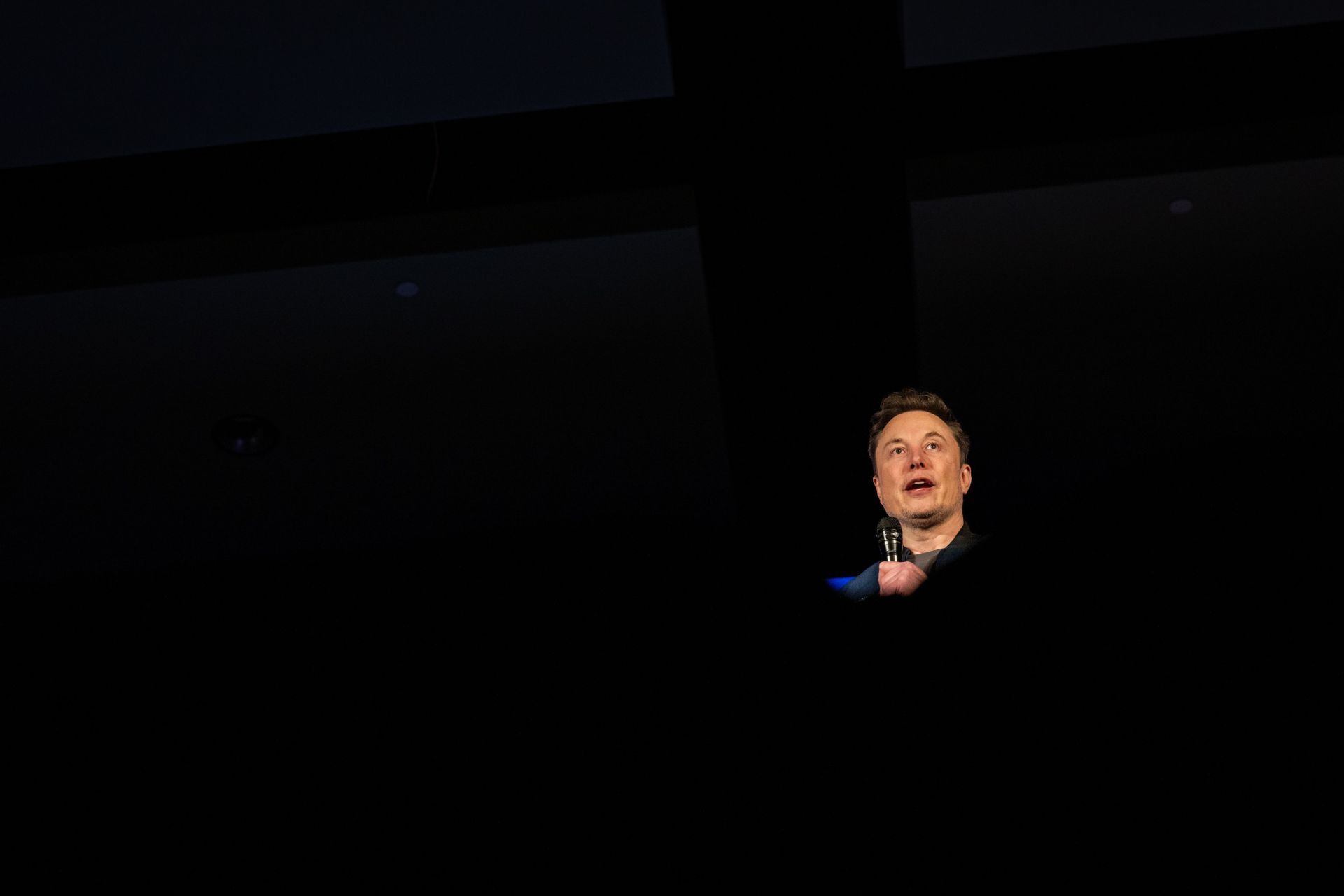 Elon Musk Holds Town Hall With Pennsylvania Voters in Lancaster - Source: Getty