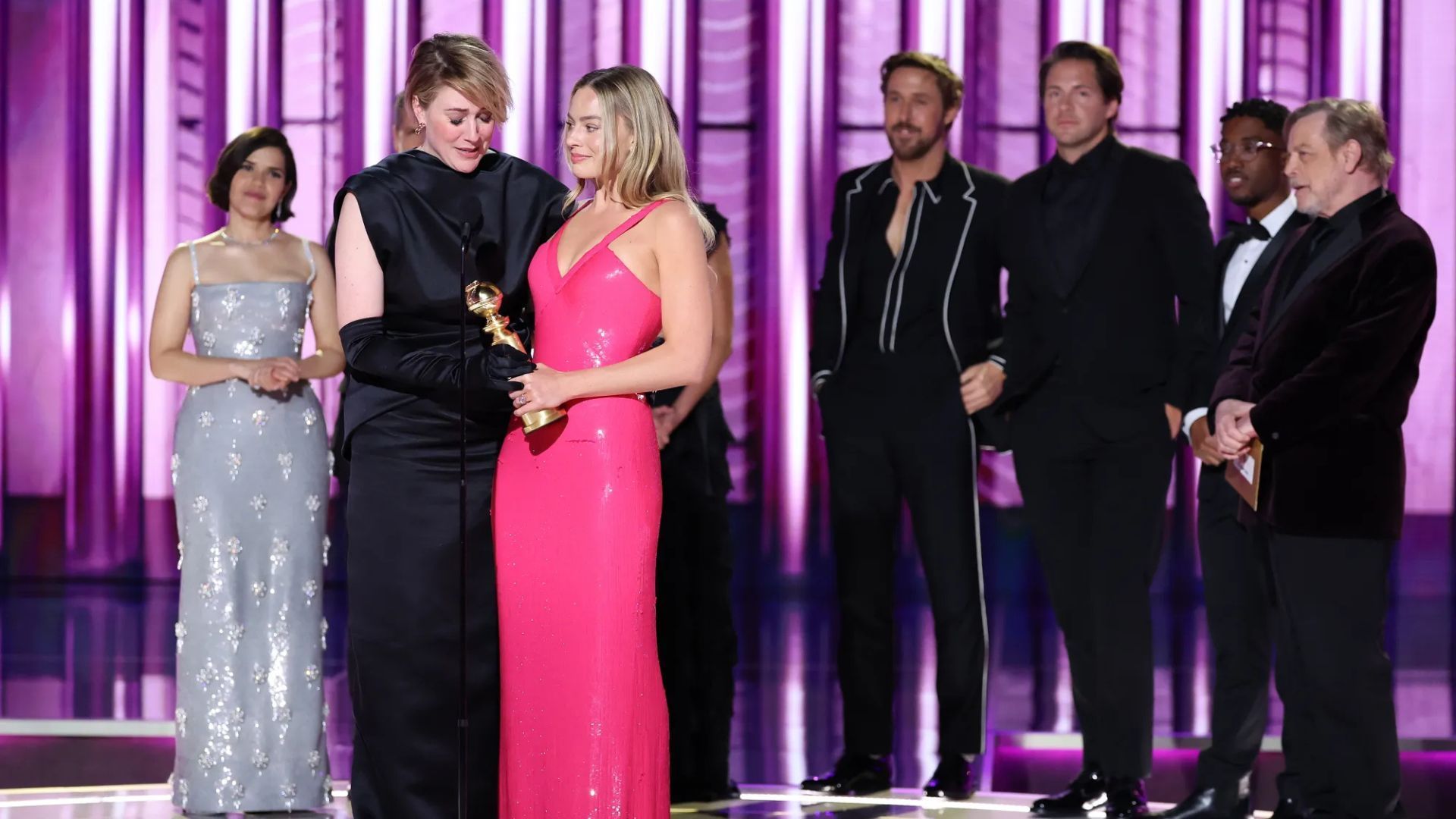 Greta Gerwig and Margot Robbie (Image via Golden Globes)