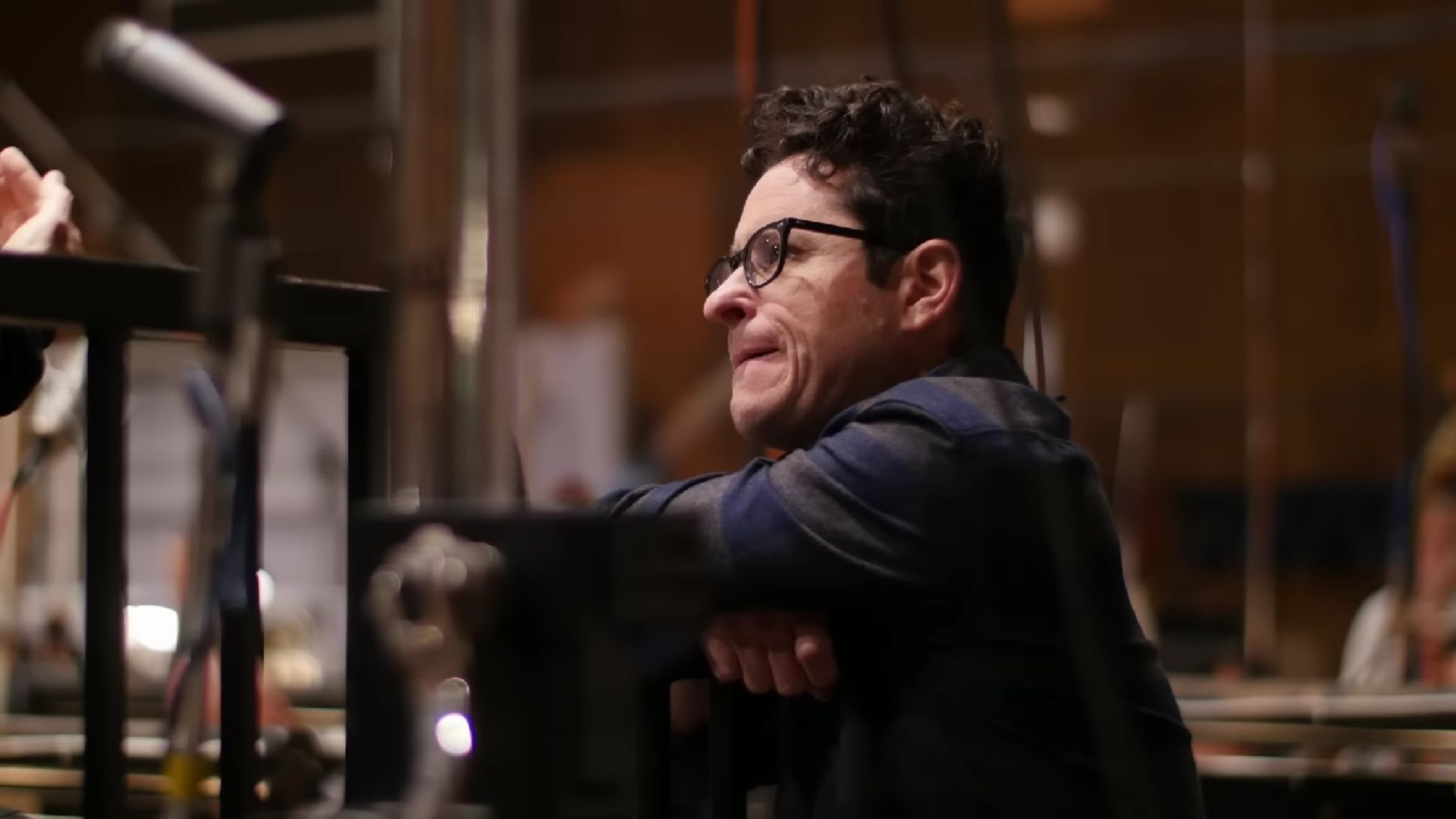 J.J. Abrams Behind the scenes of Star Wars: The Force Awakens | Image Source: Star Wars