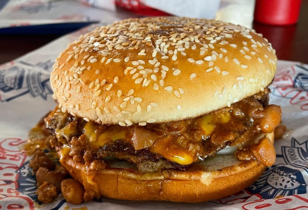 Chili Cheeseburger from Babe&#039;s Old Fashioned Food. (Image via Instagram/@babesoldfashionedfood)