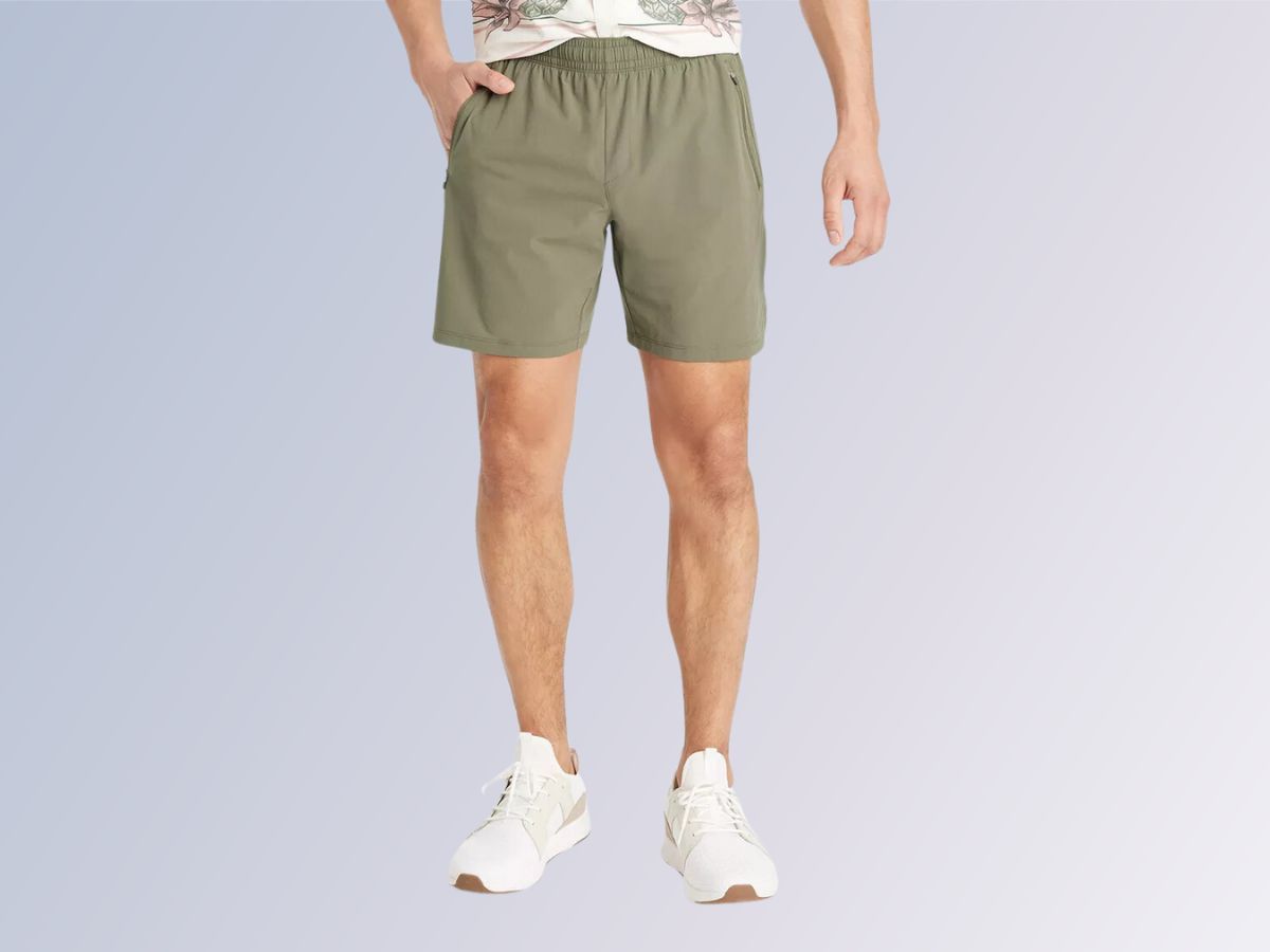 Stretch Woven Shorts 7” (Image via Target)