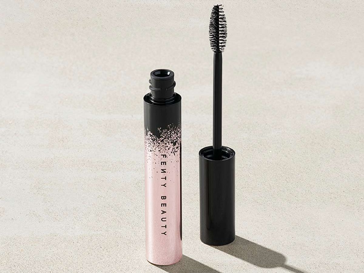 Fenty Beauty Full Frontal Volume, Lift &amp; Curl Mascara (Image via Fenty Beauty)