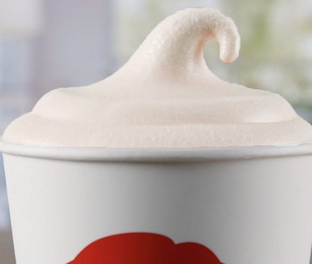 How many calories are in a small Wendy&#039;s Frosty?