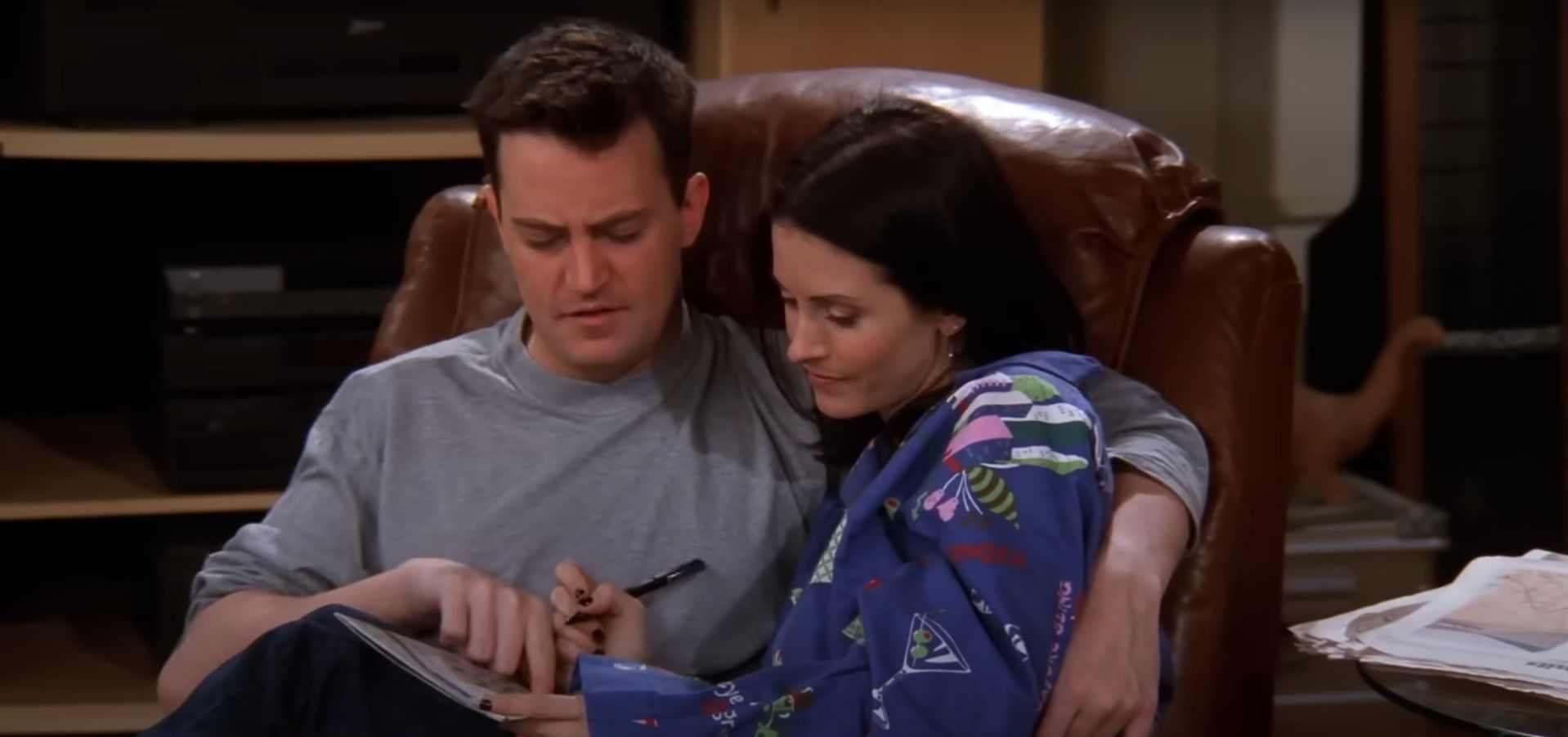 Monica and Chandler on Friends (Image via Netflix)