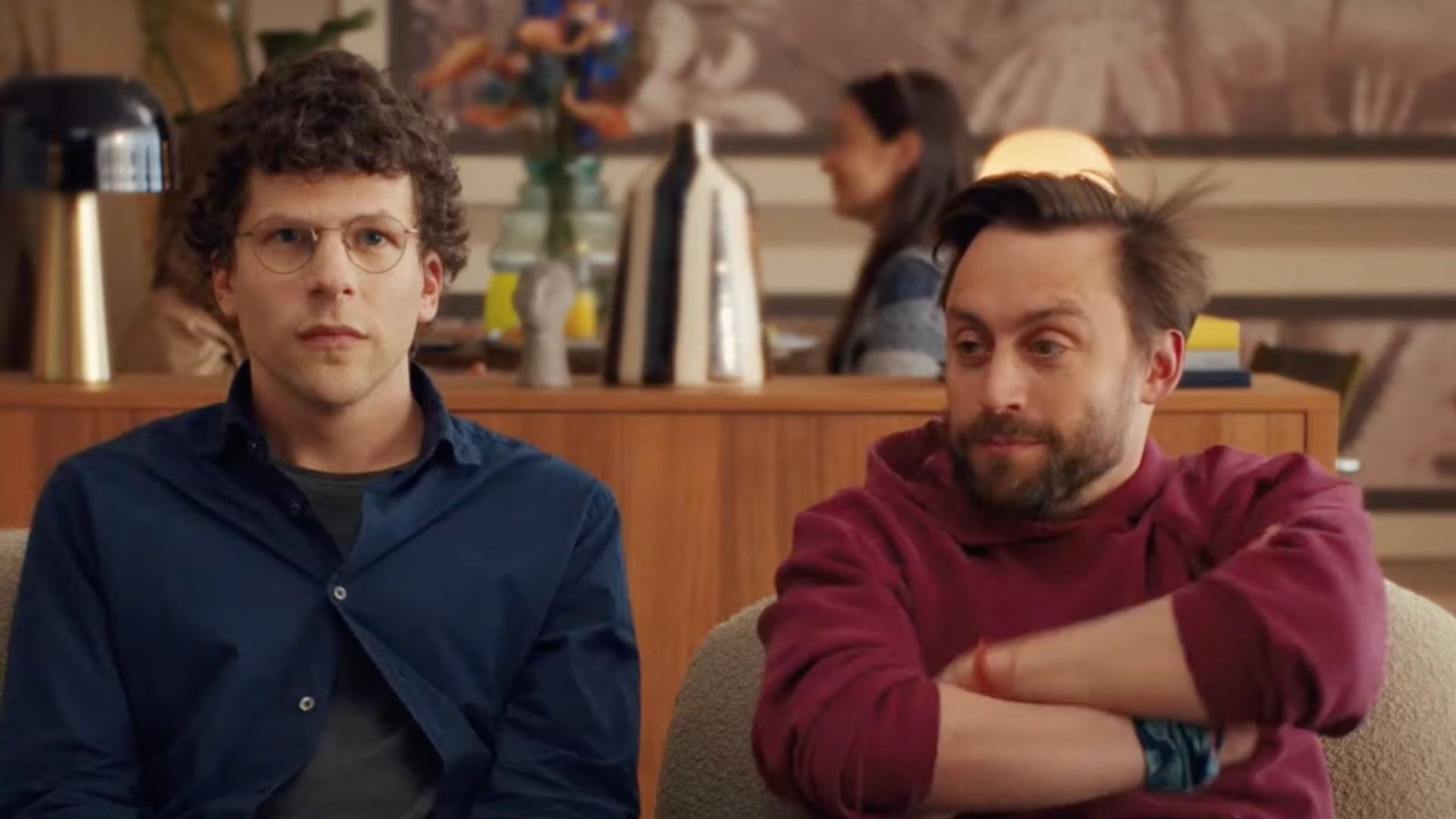 Kieran Culkin and Jesse Eisenberg (Image via Hulu/YouTube)