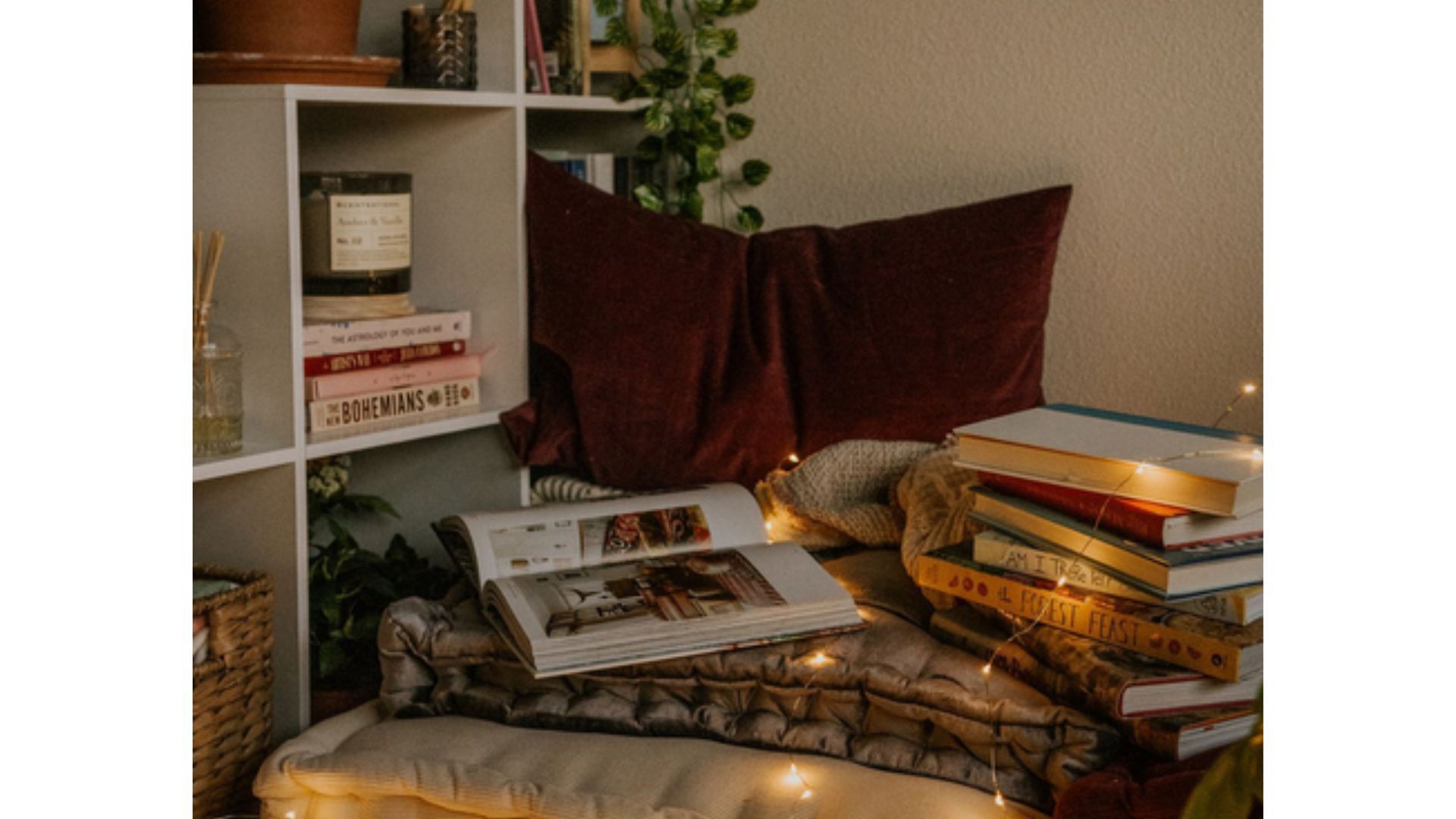 Boho-Style Reading Nook (Image via Instagram/mymoonstonekitchen)