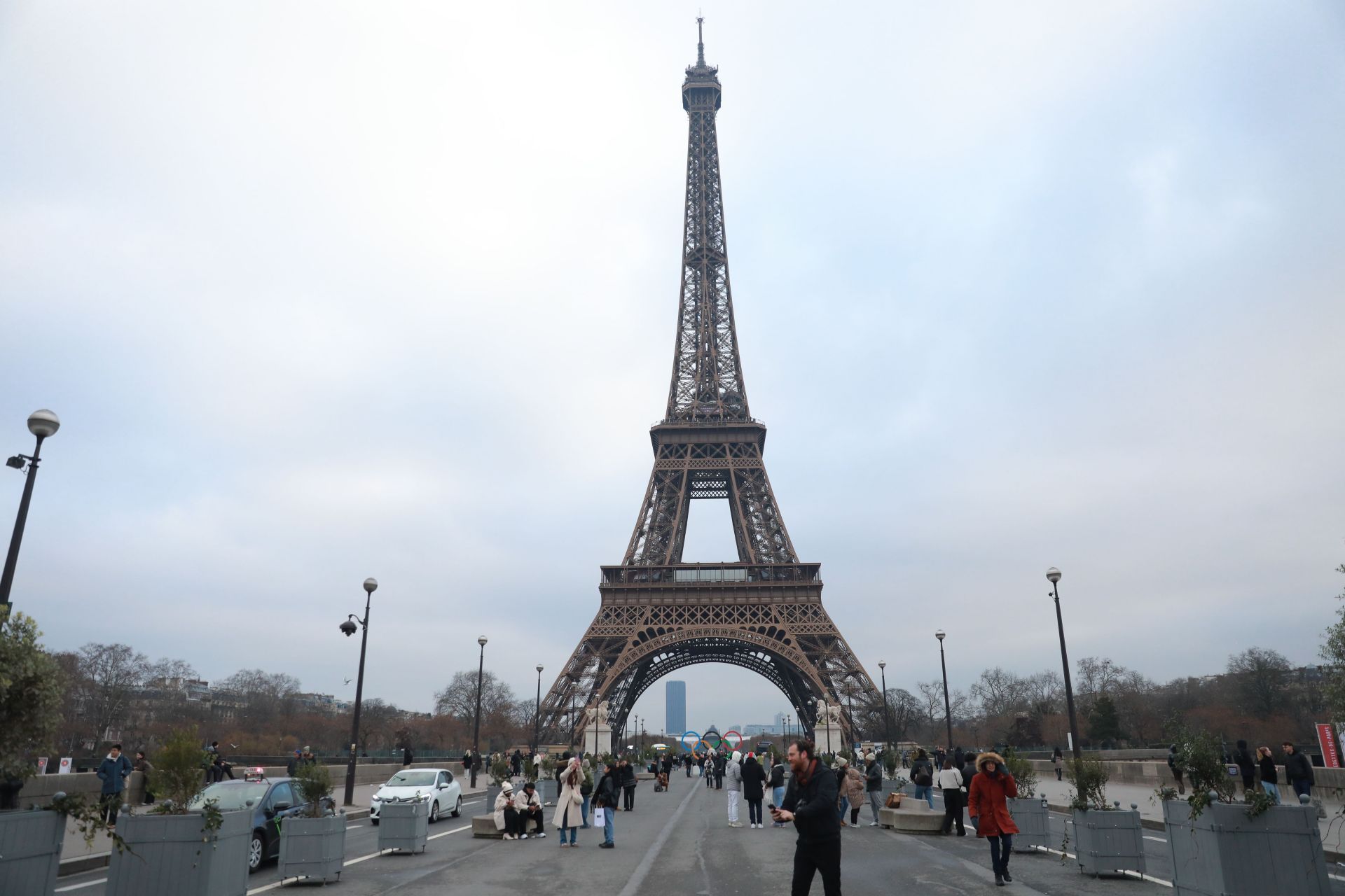 Paris closes its last tourist office amid shift to digital platforms - Source: Getty