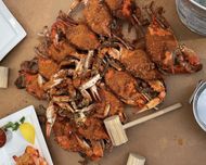 Crabs (Image via Instagram/@snackinwithsyd)