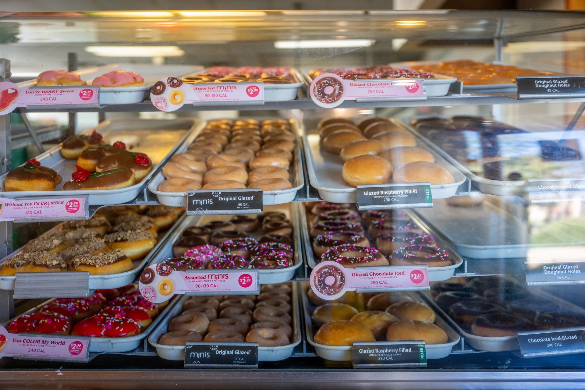 Krispy Kreme Reports Quarterly Earnings (Image via Getty)