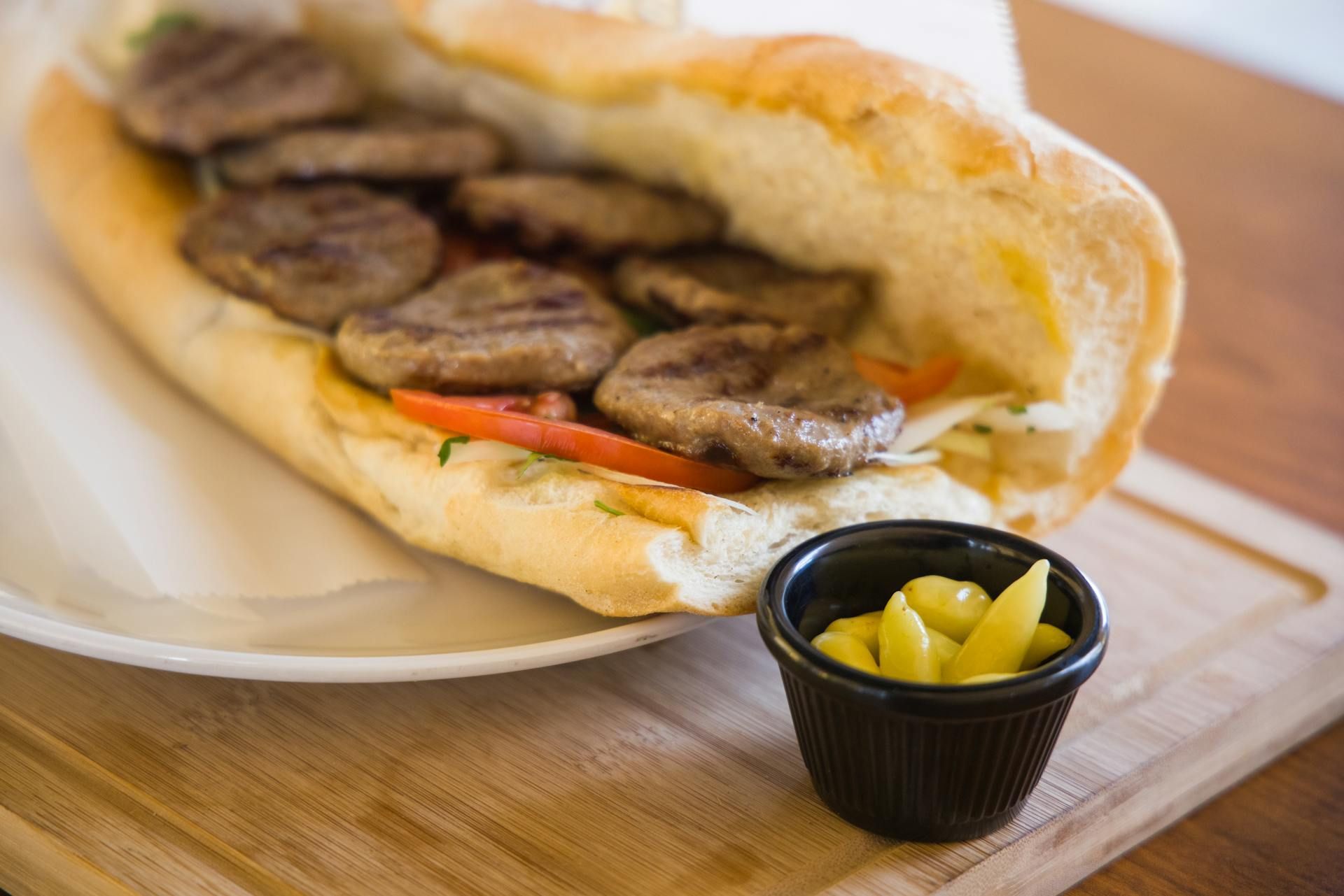 Generic image of a sandwich (Image via Pexels/@ Engin Akyurt)