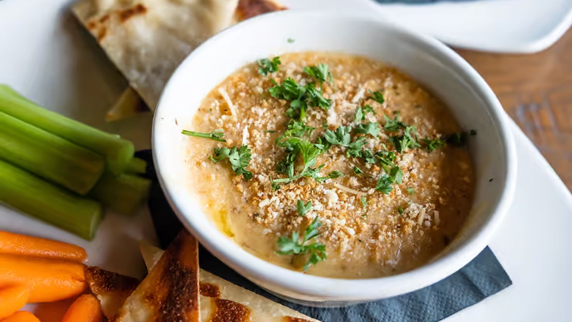 Cheese Bacon Dip for Super Bowl (Image via Santoras)