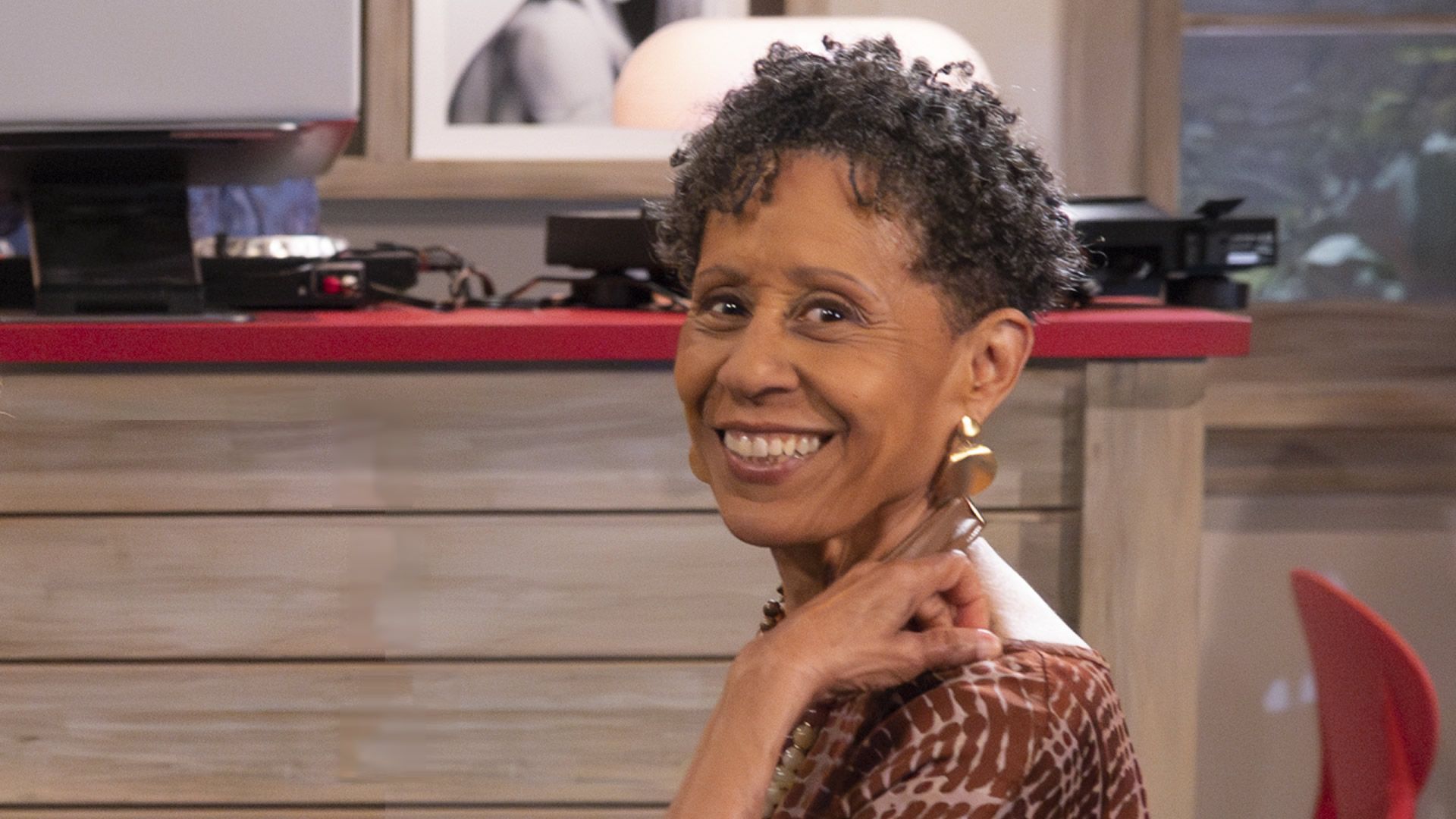 Vernee Watson smiling. | Image Source: ABC