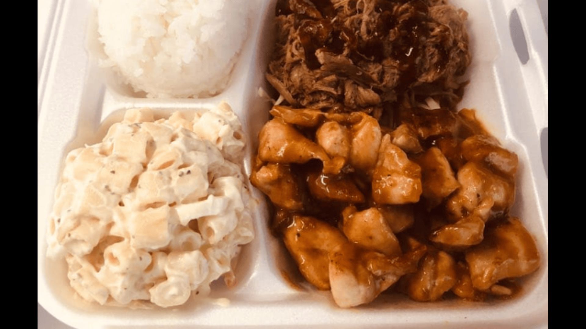 Hawaiin Lunch Plate came to the rescue for workers during the plantation times (Image via Instagram/@tikiteriyakiboise)