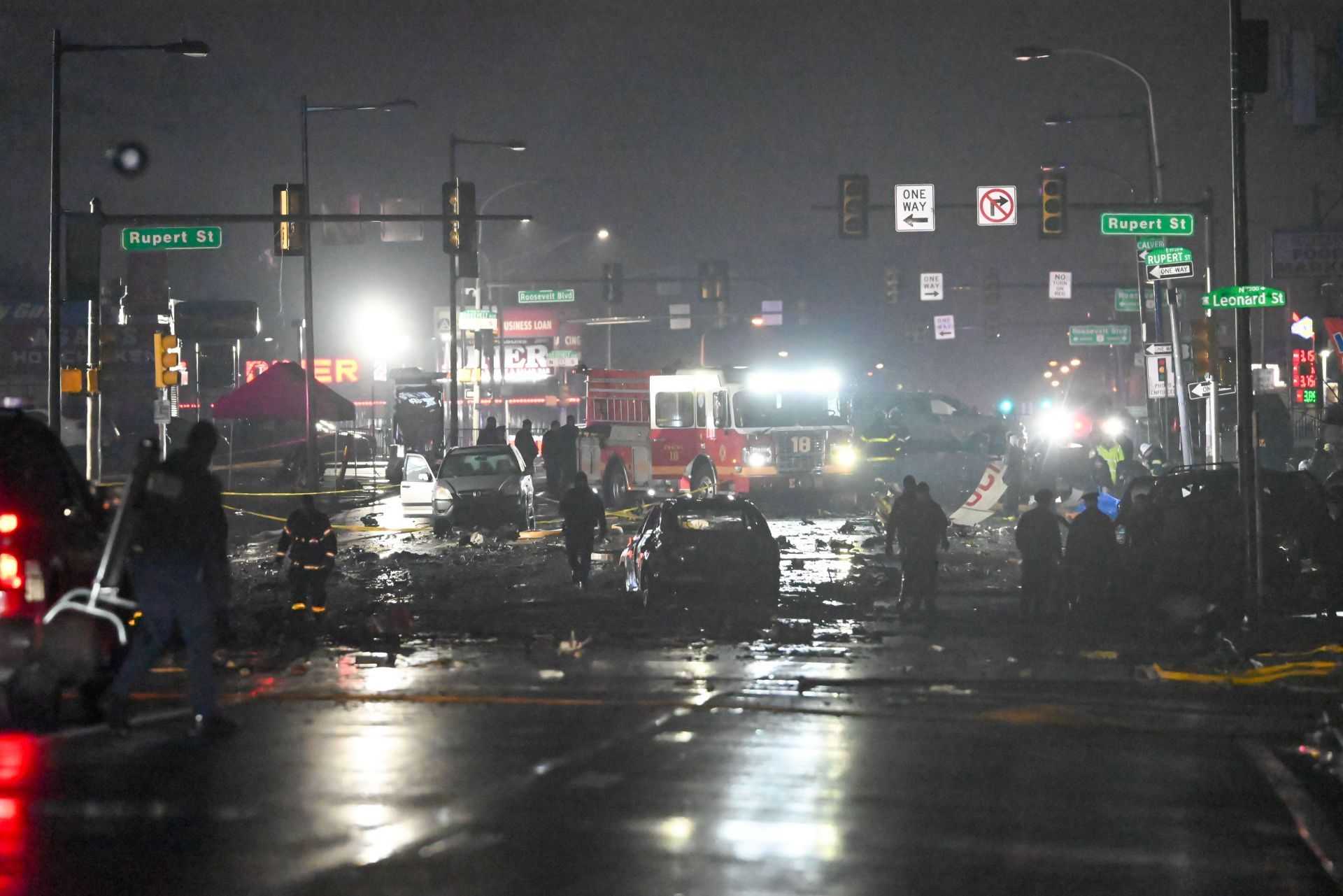 Casualties reported as small plane crashes in US city of Philadelphia (Image via Getty)