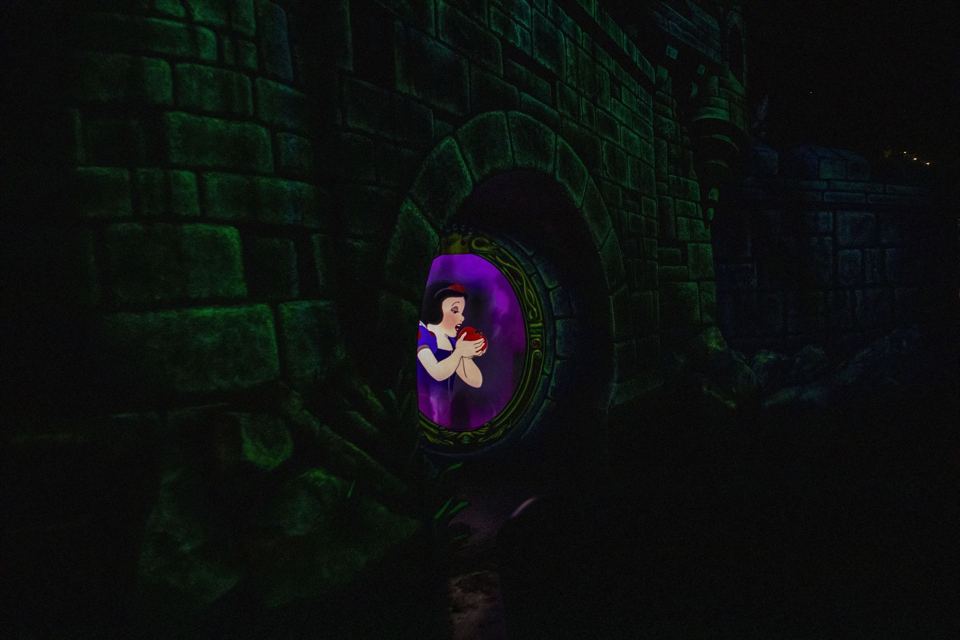 Scenes from the newly renovated Snow Whites Enchanted Wish ride, as visitors returning to Disneyland at 25% capacity - Source: Getty