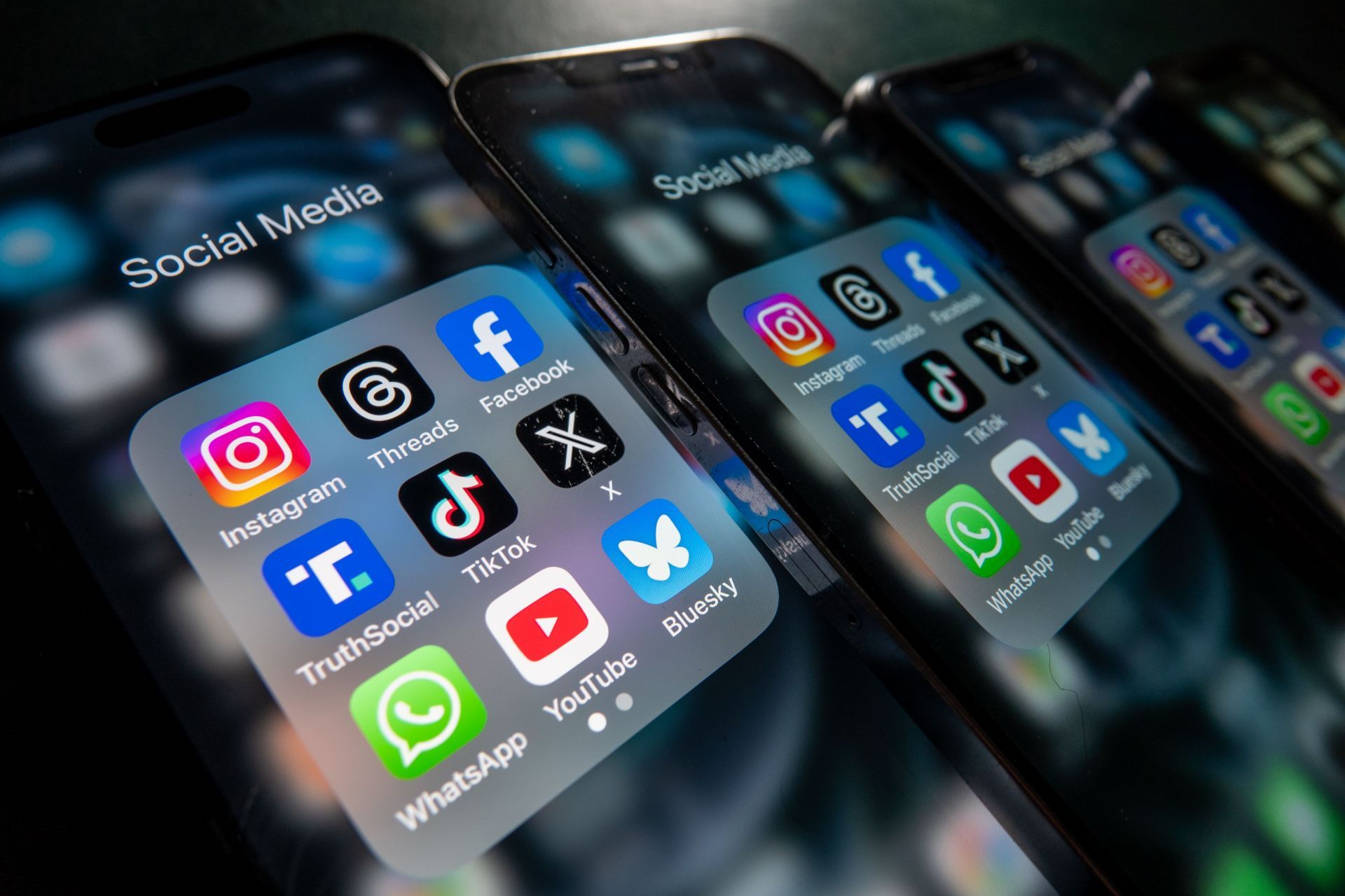 Australia Bans Social Media For Under 16s - Source: Getty